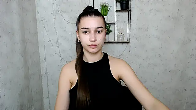 Snapshot of KarolinaRosse_ chatting on March 22, 2025, 12:57 pm KarolinaRosse online show from March 22, 2025, 12:57 pm
