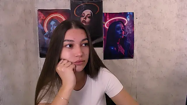 Snapshot of KarolinaRosse_ chatting on September 27, 2025, 5:13 am KarolinaRosse online show from September 27, 2025, 5:13 am