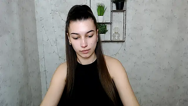 Snapshot of KarolinaRosse_ chatting on March 22, 2025, 9:56 am KarolinaRosse online show from March 22, 2025, 9:56 am