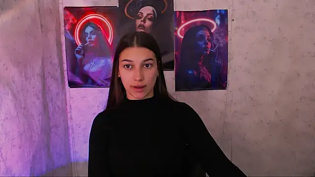 Snapshot of KarolinaRosse_ chatting on October 3, 2025, 5:09 am KarolinaRosse online show from October 3, 2025, 5:09 am