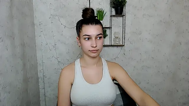 Snapshot of KarolinaRosse_ chatting on March 15, 2025, 1:40 pm KarolinaRosse online show from March 15, 2025, 1:40 pm