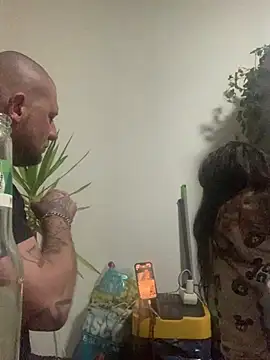 Snapshot of zra_andre chatting on March 4, 2026, 12:07 am zra andre online show from March 4, 2026, 12:07 am