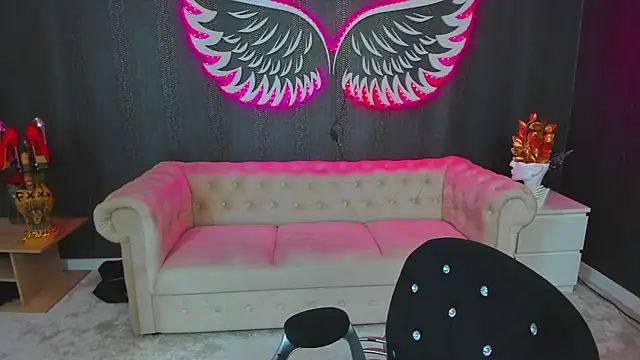 Snapshot of anemarieejolie chatting on September 28, 2025, 4:25 pm anemarieejolie online show from September 28, 2025, 4:25 pm