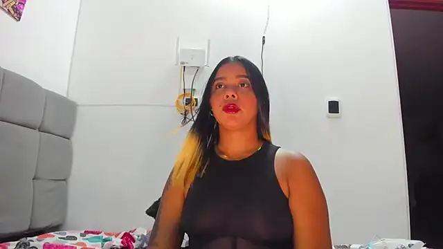 Miranda-brow online show from November 9, 2025, 4:05 am