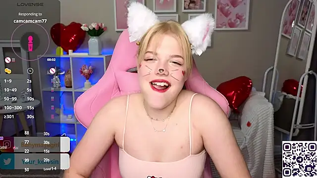 Snapshot of Maya_Rave chatting on February 14, 2025, 6:45 am Maya Rave online show from February 14, 2025, 6:45 am