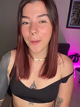 luccianagreyy online show from December 20, 2024, 12:08 am