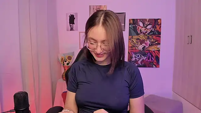 Snapshot of haanna_thompsoon chatting on April 23, 2026, 3:24 am haanna thompsoon online show from April 23, 2026, 3:24 am