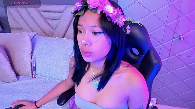 AikoLee  online show from October 23, 2025, 6:01 am