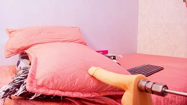 Amy wats0n online show from October 7, 2025, 8:21 pm