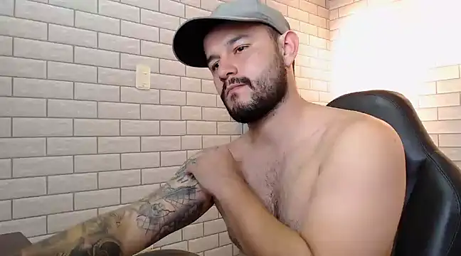 Snapshot of adel_hard_ chatting on December 2, 2024, 9:45 pm adel hard online show from December 2, 2024, 9:45 pm