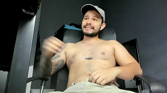 Snapshot of adel_hard_ chatting on January 8, 2025, 2:56 pm adel hard online show from January 8, 2025, 2:56 pm