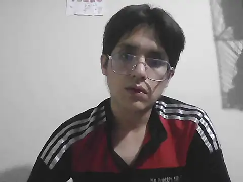 Snapshot of HardDick2 chatting on July 1, 2026, 5:19 am HardDick2 online show from July 1, 2026, 5:19 am