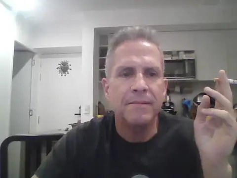 Snapshot of Diegoperrote682661 chatting on October 4, 2025, 1:51 am Diegoperrote682661 online show from October 4, 2025, 1:51 am