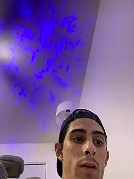 kennylove420 online show from October 16, 2025, 12:41 am