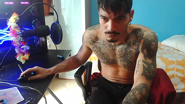 Badboyi1997 online show from October 3, 2025, 12:39 pm