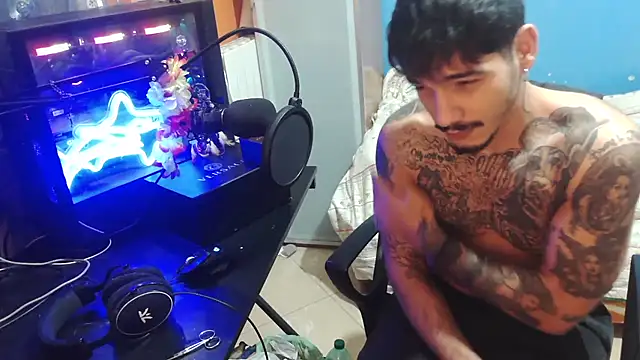 Badboyi1997 online show from October 12, 2025, 12:01 am