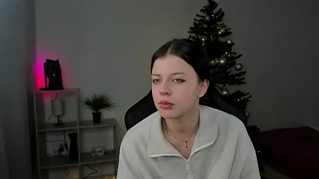 Este Glen online show from December 22, 2024, 5:22 am