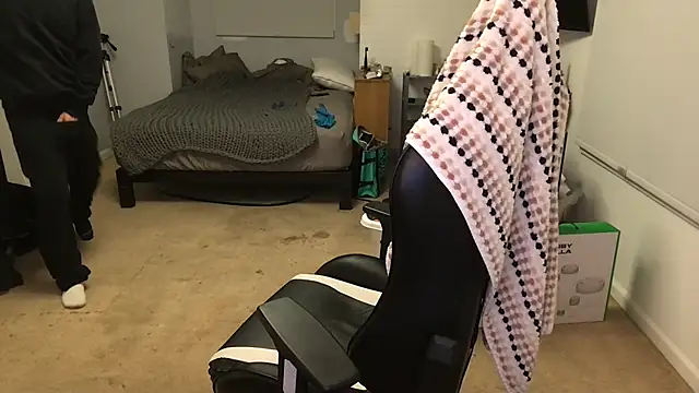 Snapshot of Dylansd chatting on January 26, 2025, 7:21 am Dylansd online show from January 26, 2025, 7:21 am