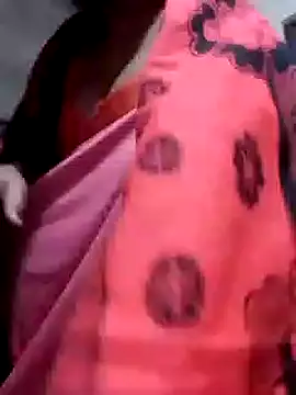 Snapshot of riya_houswife chatting on December 10, 2024, 1:11 pm riya houswife online show from December 10, 2024, 1:11 pm