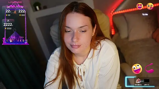 Snapshot of LisaElfy chatting on October 9, 2025, 6:08 pm LisaElfy online show from October 9, 2025, 6:08 pm