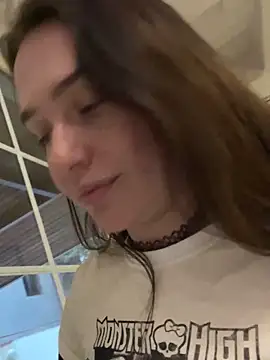 LisaElfy online show from January 21, 2025, 2:26 pm