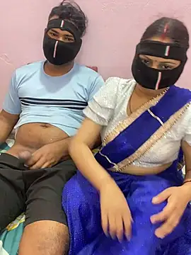 Snapshot of mickey_love chatting on February 28, 2025, 5:59 am mickey love online show from February 28, 2025, 5:59 am