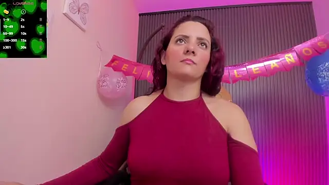 Snapshot of gaby_flow chatting on October 4, 2025, 7:10 am gaby flow online show from October 4, 2025, 7:10 am