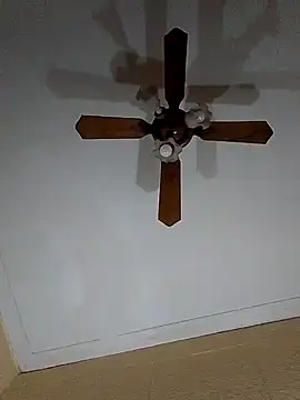 BURN666ING online show from October 1, 2025, 10:35 pm