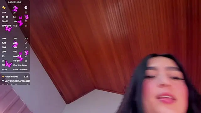 elodie walker online show from January 14, 2026, 12:53 pm