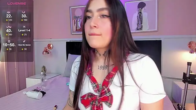 Snapshot of elodie_walker chatting on October 4, 2025, 12:17 pm elodie walker online show from October 4, 2025, 12:17 pm