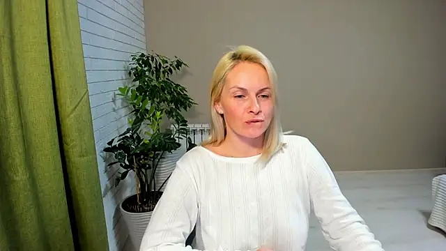 Alicee Gracee online show from January 24, 2025, 9:26 pm