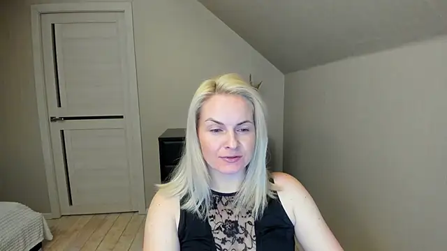 Alicee Gracee online show from February 20, 2025, 6:57 pm