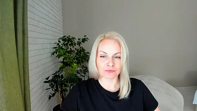 Alicee Gracee online show from February 7, 2025, 12:39 pm
