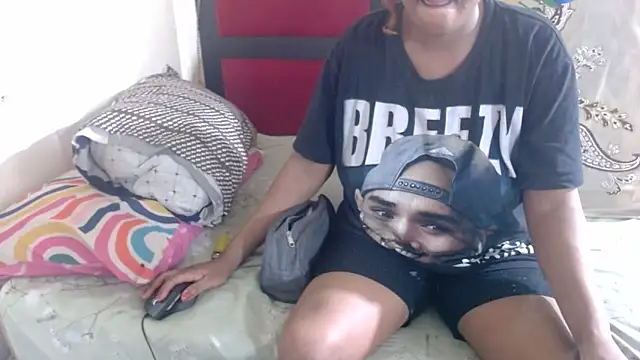 MaximTease24 online show from November 29, 2025, 7:25 pm