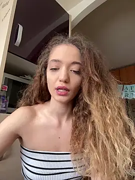 Alexia J online show from March 13, 2025, 12:56 pm