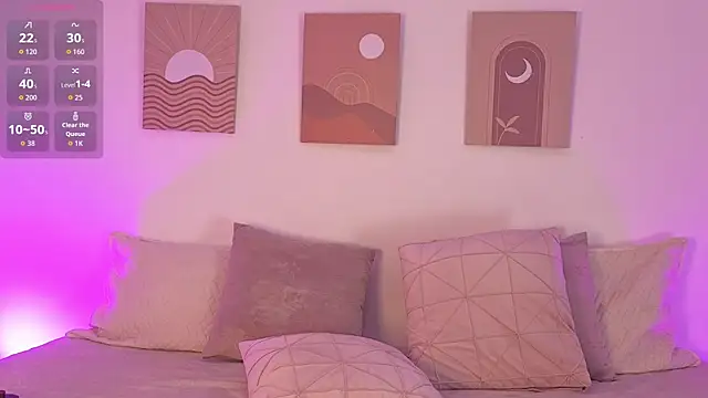 Mia Heartt online show from December 18, 2025, 7:18 pm