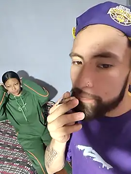 Snapshot of TellusYAres chatting on October 6, 2025, 3:46 pm TellusYAres online show from October 6, 2025, 3:46 pm