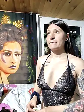 Snapshot of TellusYAres chatting on October 17, 2025, 7:26 pm TellusYAres online show from October 17, 2025, 7:26 pm