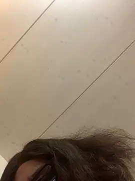 Snapshot of bonbonaumiel chatting on January 4, 2025, 5:58 am bonbonaumiel online show from January 4, 2025, 5:58 am