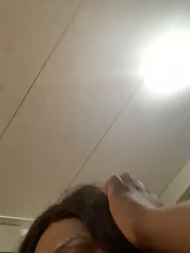 Snapshot of bonbonaumiel chatting on January 5, 2025, 10:19 pm bonbonaumiel online show from January 5, 2025, 10:19 pm