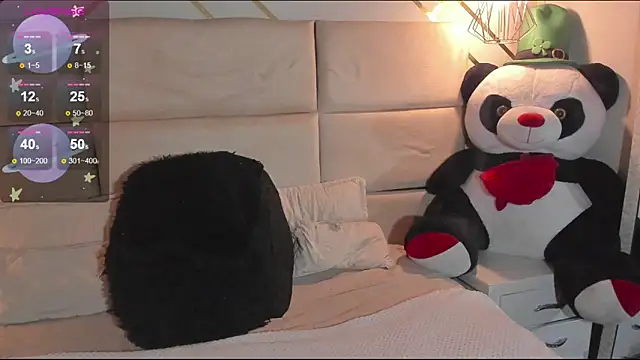 Nathaliajonees online show from October 16, 2025, 12:35 pm