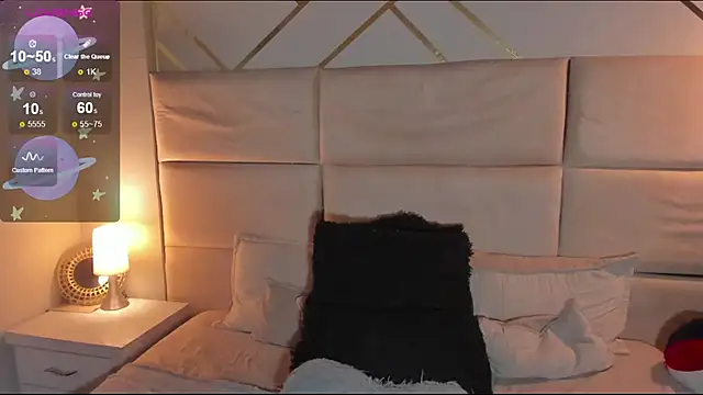 Nathaliajonees online show from September 12, 2025, 12:38 pm