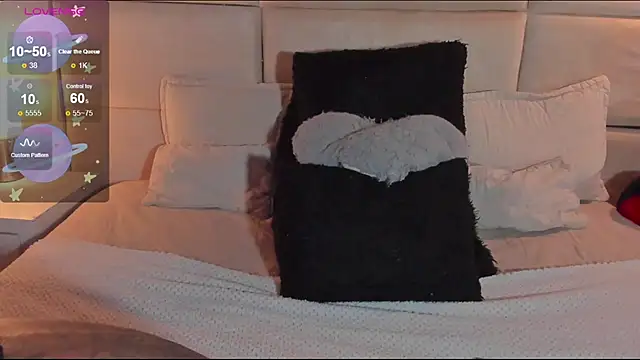 Nathaliajonees online show from September 15, 2025, 12:16 pm