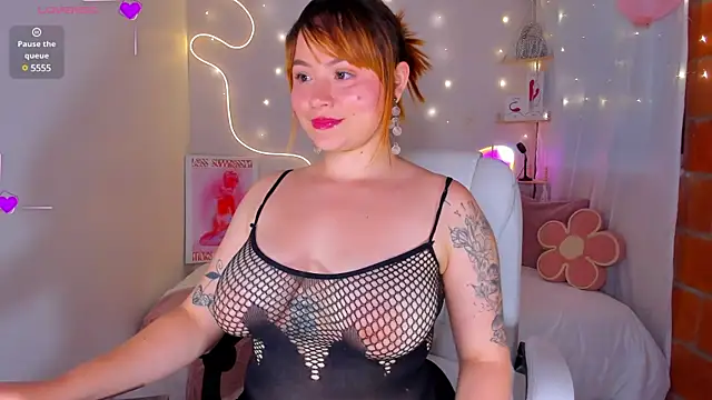 karlahush online show from February 3, 2025, 11:15 pm