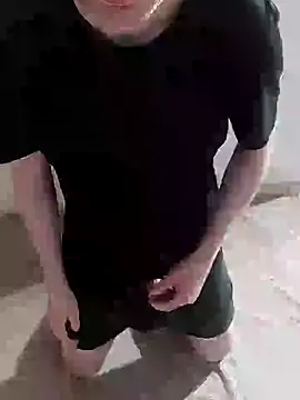 Snapshot of davidsocke chatting on December 25, 2024, 10:28 am davidsocke online show from December 25, 2024, 10:28 am