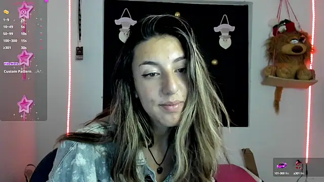 queen-natty online show from December 6, 2024, 3:35 am