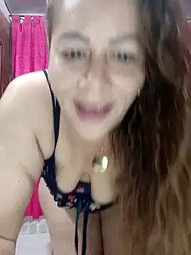 Snapshot of SluttyMilf79 chatting on September 22, 2025, 5:24 am SluttyMilf79 online show from September 22, 2025, 5:24 am