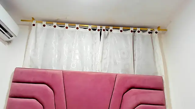 Snapshot of Brianrosex chatting on September 24, 2025, 2:18 am Brianrosex online show from September 24, 2025, 2:18 am