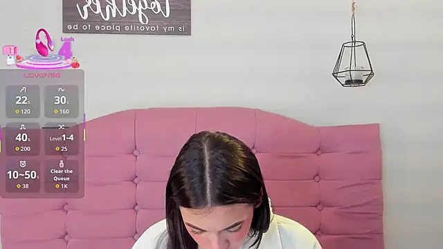 Snapshot of kyle8_ls chatting on October 24, 2025, 1:15 am kyle8 ls online show from October 24, 2025, 1:15 am