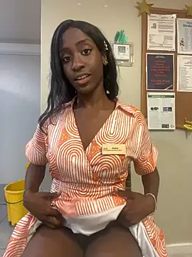 lizaperez2006 online show from March 3, 2025, 3:49 am